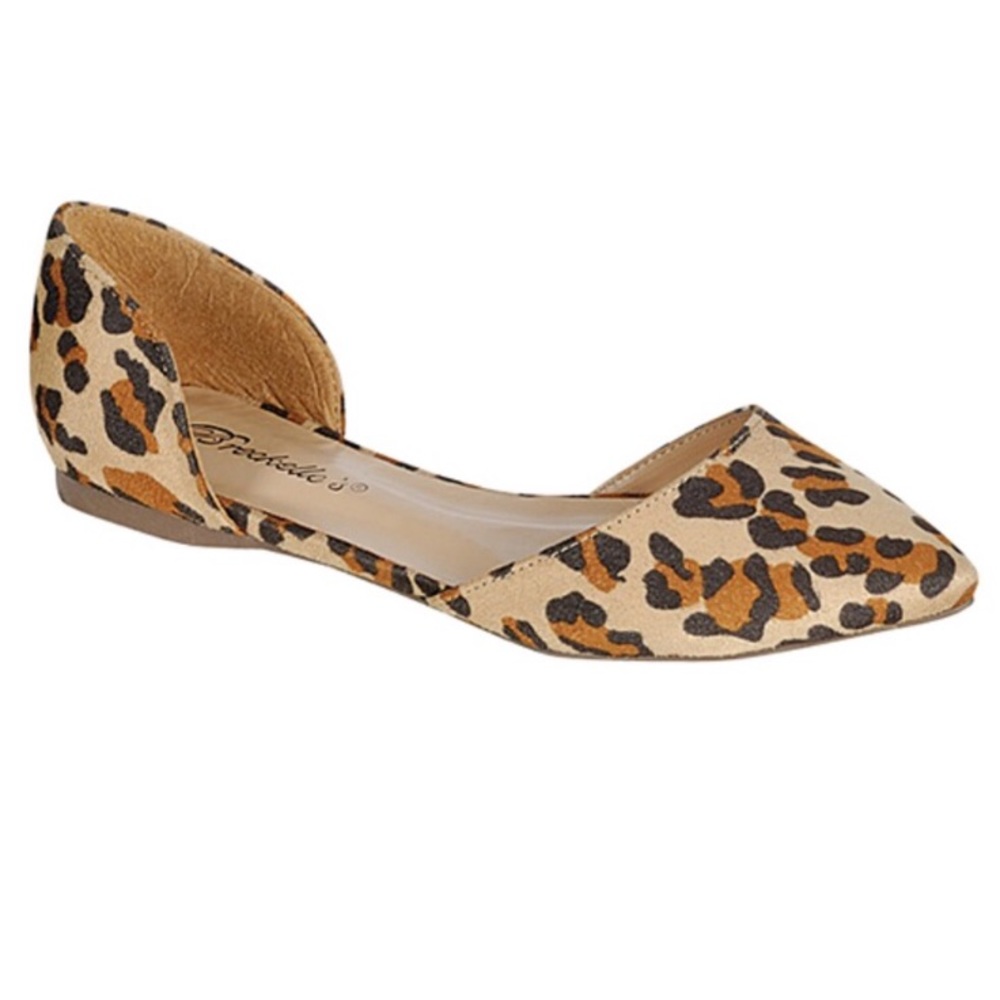 EUC Breckelle’s Animal Print Flats. Sz 8.5